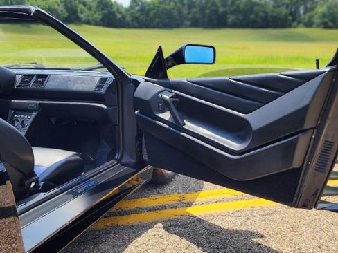 Used 1991 Ferrari 348 TS RWD image 25