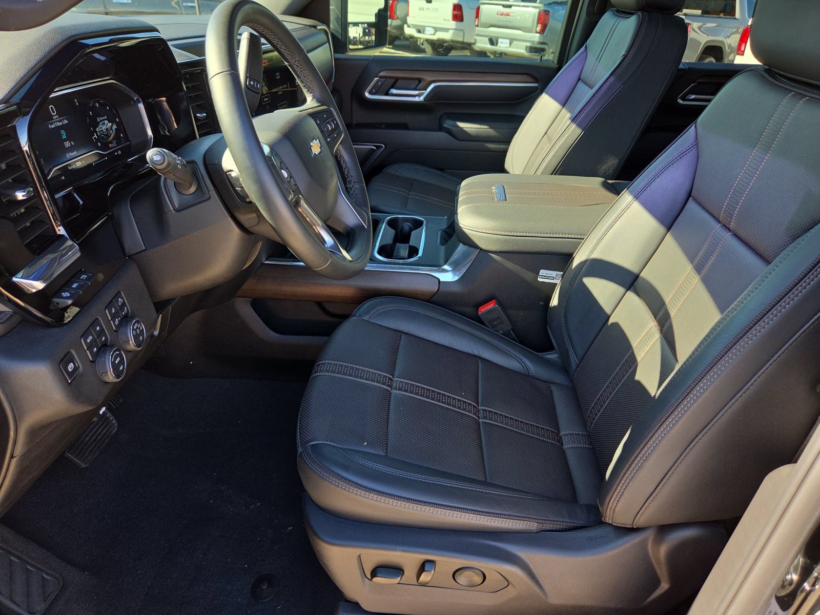 Used 2025 Chevrolet Silverado 3500 High Country w/ High Country Premium Package AWD/4WD image 20