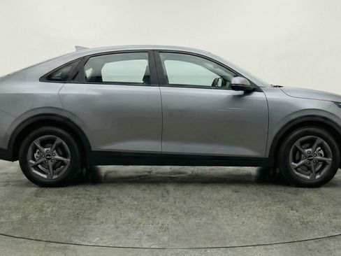Used 2025 Kia K4 LXS image 11