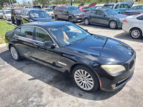 Used 2012 BMW 750Li RWD image 4