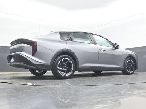 Used 2025 Kia K4 EX FWD image 24