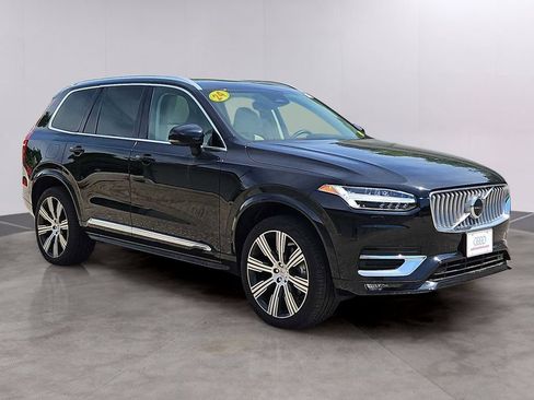 Used 2024 Volvo XC90 B5 Plus w/ Protection Package Premier AWD/4WD image 10
