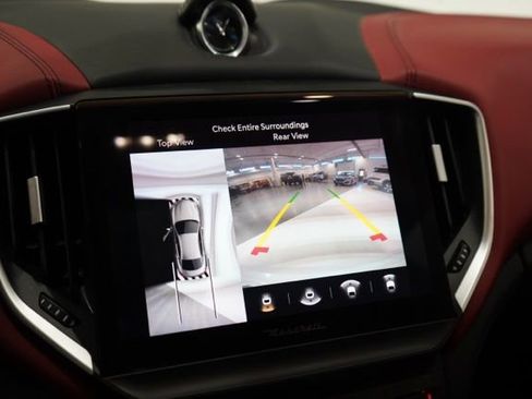 Used 2022 Maserati Ghibli Trofeo image 28