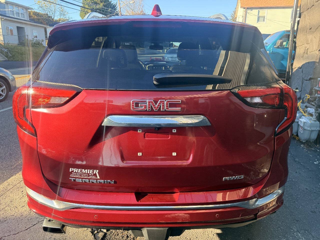 Used 2018 GMC Terrain Denali w/ Advanced Safety Package AWD/4WD image 7