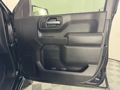 Used 2025 Chevrolet Silverado 1500 Custom Trail Boss image 24