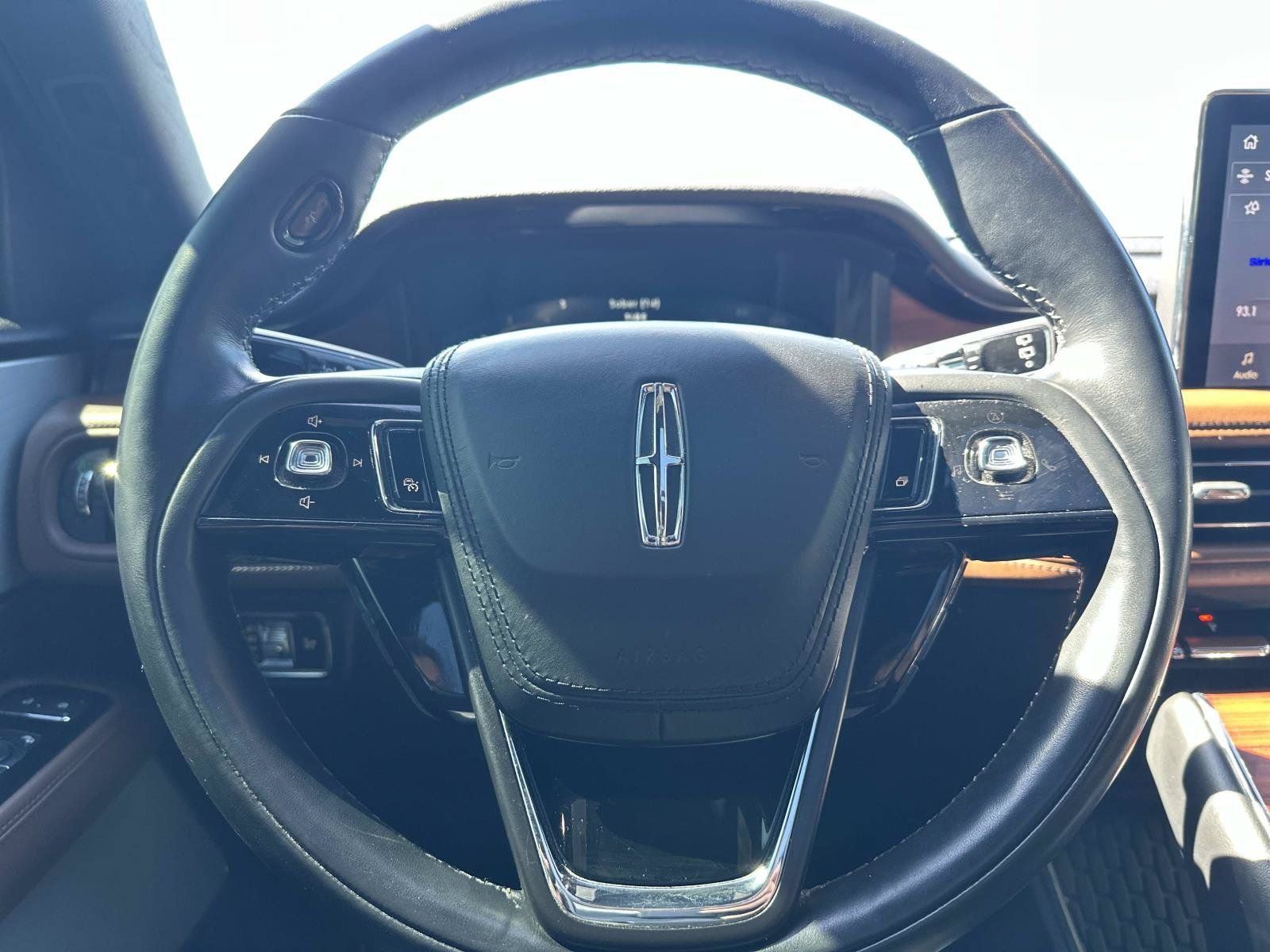 Used 2023 Lincoln Aviator Reserve w/ Equipment Group 201A AWD/4WD image 20