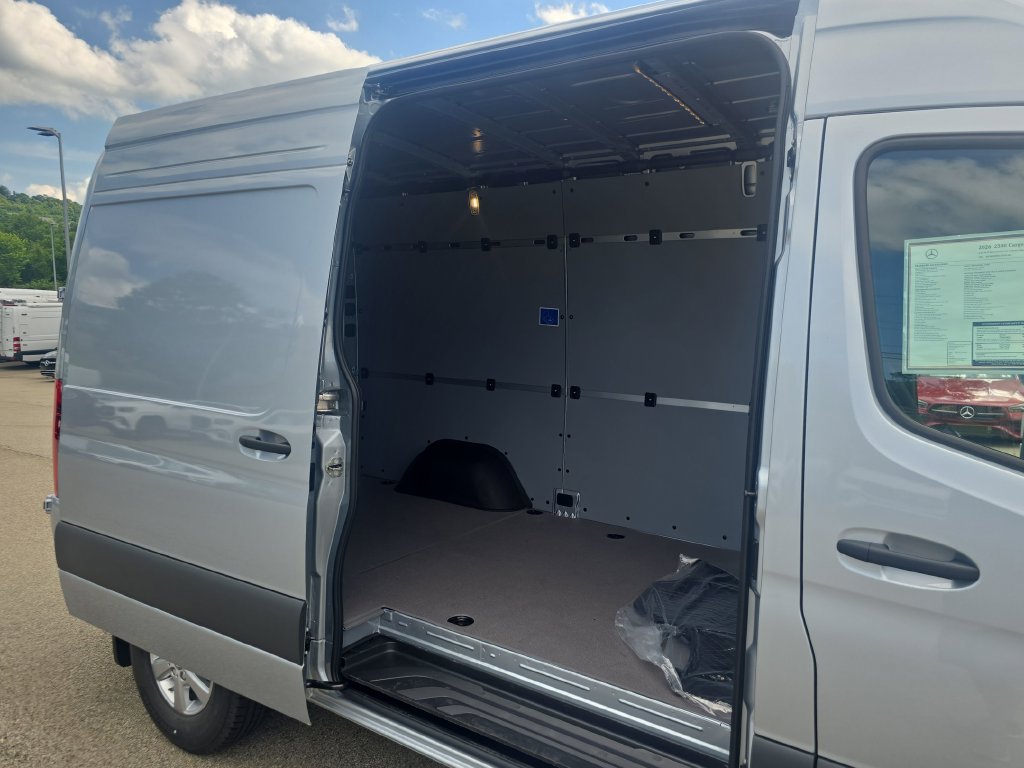 New 2026 Mercedes-Benz Sprinter 2500 image 23