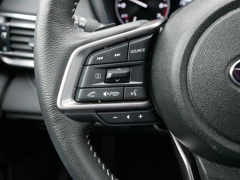 Certified 2025 Subaru Outback Limited image 31