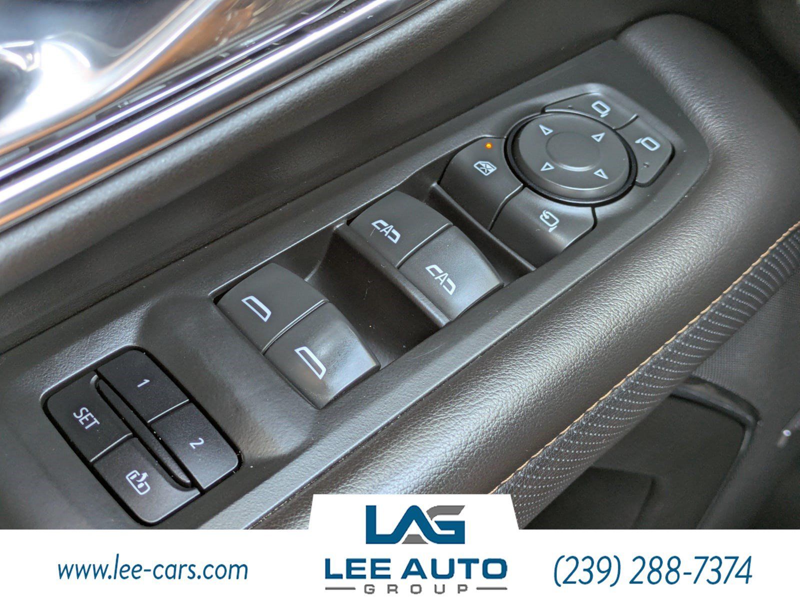 Used 2023 GMC Yukon AT4 w/ AT4 Premium Package AWD/4WD image 20