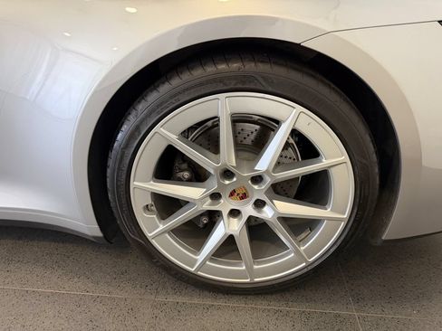Certified 2025 Porsche 911 Carrera RWD image 11