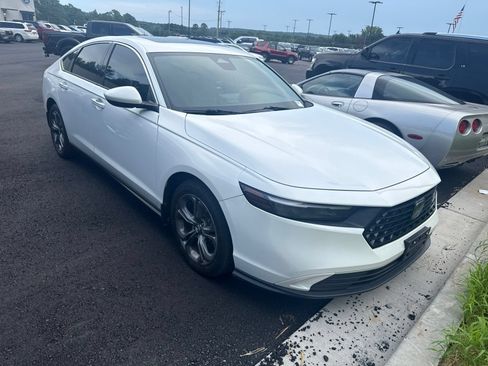 Used 2024 Honda Accord EX image 1