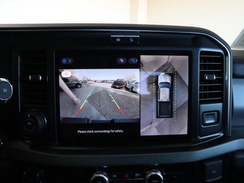 Used 2025 Ford F250 Platinum w/ Tremor Off-Road Package image 30