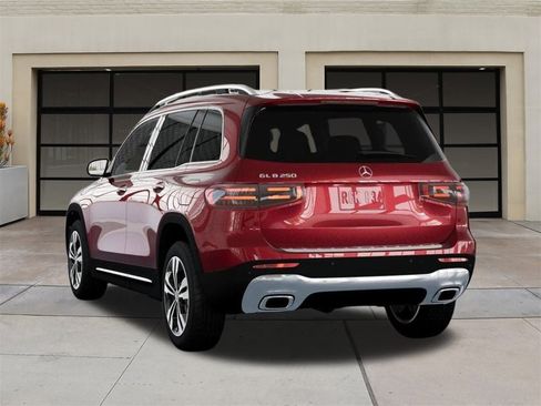 New 2025 Mercedes-Benz GLB 250 image 38