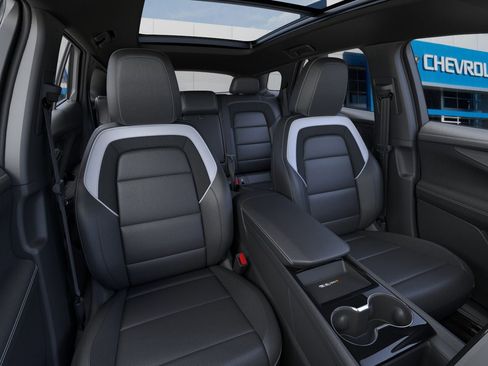New 2025 Chevrolet Blazer EV LT image 16