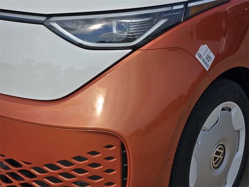 New 2025 Volkswagen ID. Buzz 1st Edition image 6