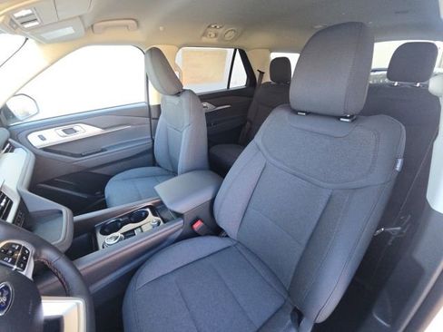 New 2026 Ford Explorer Active AWD/4WD image 16