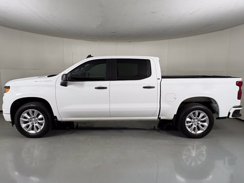 Certified 2024 Chevrolet Silverado 1500 Custom RWD image 6