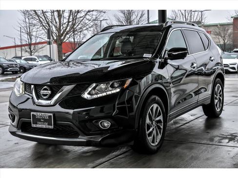 Used 2015 Nissan Rogue SL w/ SL Premium Package image 5