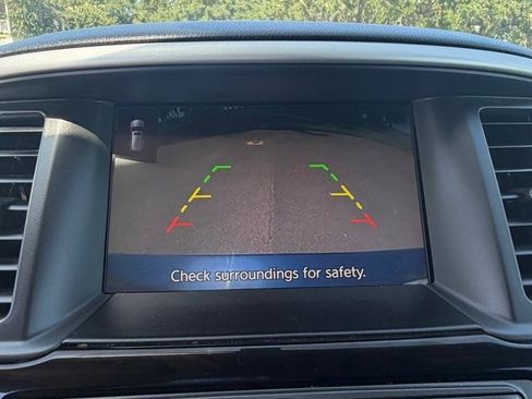 Used 2019 Nissan Pathfinder S FWD image 30