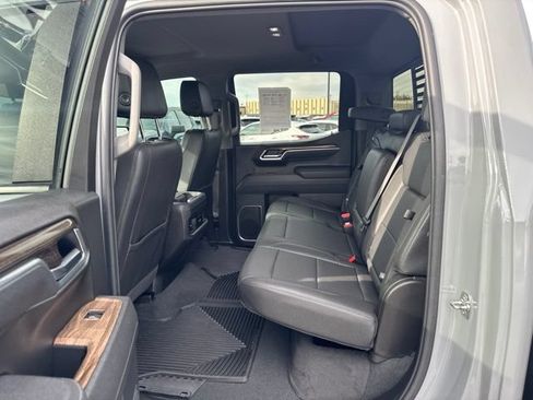 Used 2025 Chevrolet Silverado 1500 RST w/ Convenience Package II AWD/4WD image 15