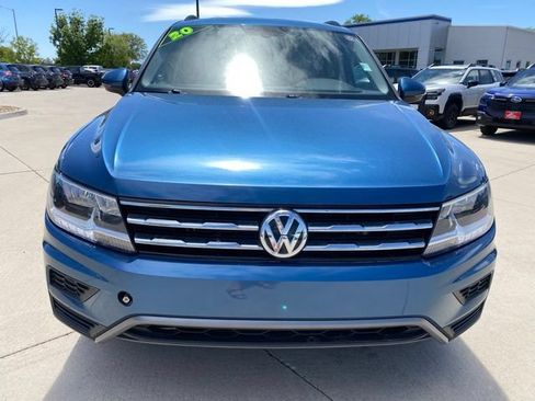 Used 2020 Volkswagen Tiguan SE w/ 3rd Row Seat Package AWD/4WD image 8