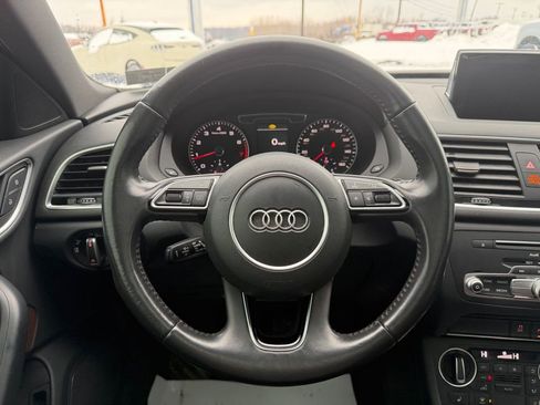 Used 2018 Audi Q3 2.0T Premium image 24