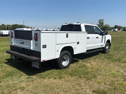 New 2026 Ford F350 XL w/ XL Chrome Package AWD/4WD image 6