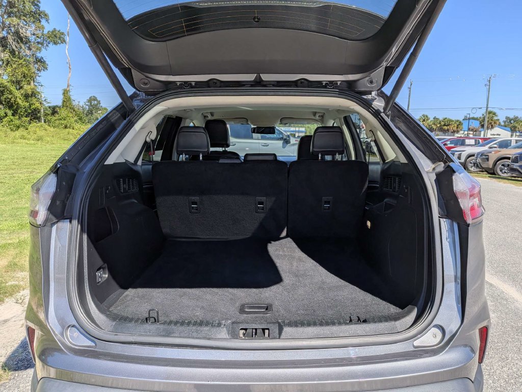 Used 2024 Ford Edge Titanium AWD/4WD image 12