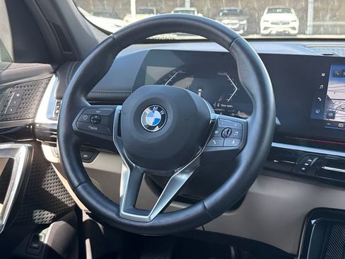 Used 2023 BMW X1 xDrive28i w/ Convenience Package AWD/4WD image 45