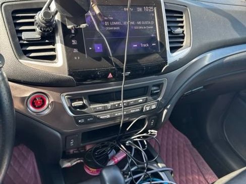 Used 2018 Honda Pilot EX-L image 5