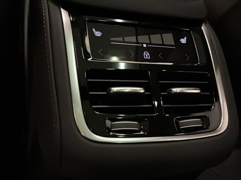 Used 2026 Volvo XC90 B5 Plus w/ Protection Package image 28