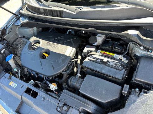 Used 2015 Kia Soul + image 20