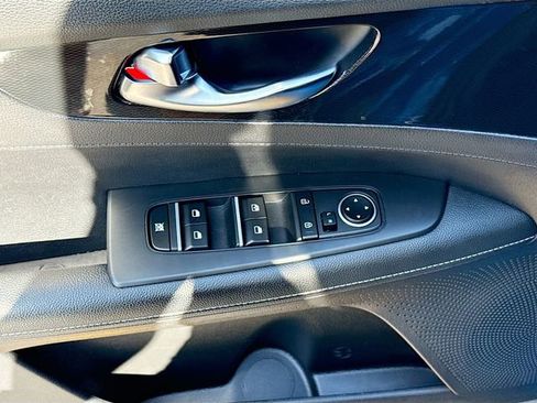 Used 2022 Kia Forte GT-Line FWD image 17