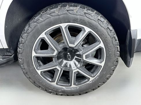 Used 2023 Chevrolet Tahoe RST image 33