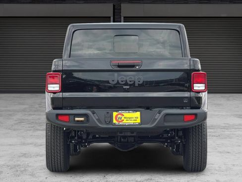 New 2026 Jeep Gladiator Sport AWD/4WD image 5