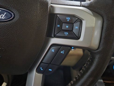 Used 2020 Ford F150 Lariat image 48