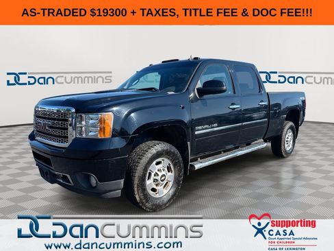 Used 2013 GMC Sierra 2500 Denali AWD/4WD image 1