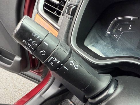 Used 2018 Honda CR-V Touring image 33