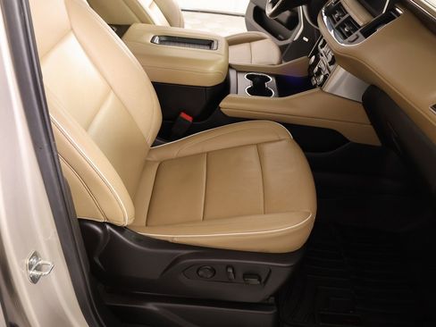 Used 2023 Chevrolet Tahoe Premier image 14