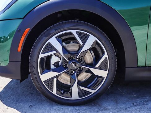 New 2027 MINI Cooper 2-Door Hardtop FWD image 13