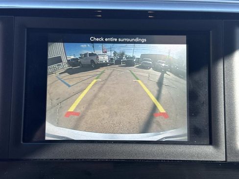 Used 2020 Chrysler Pacifica Touring w/ S Appearance Package image 26