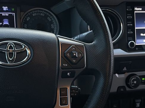 Used 2020 Toyota Tacoma SR5 image 14