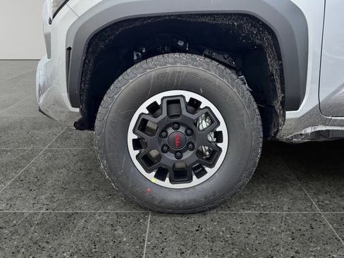 New 2026 Toyota Tacoma TRD Off-Road image 9