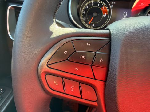 Used 2022 Jeep Cherokee Trailhawk w/ Premium Leather Package image 31