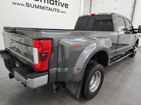 Used 2017 Ford F350 Lariat w/ Lariat Ultimate Package image 4