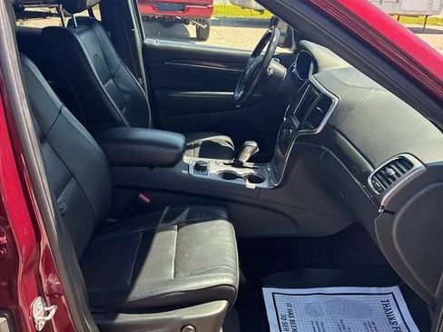Used 2018 Jeep Grand Cherokee Overland AWD/4WD image 21