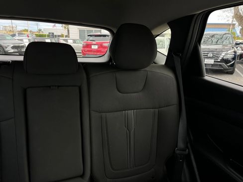Used 2025 Hyundai Tucson SEL FWD image 39