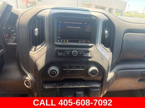 Used 2022 Chevrolet Silverado 1500 Custom AWD/4WD image 9