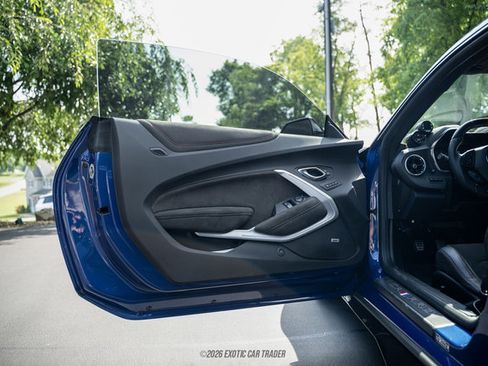 Used 2021 Chevrolet Camaro ZL1 RWD image 52