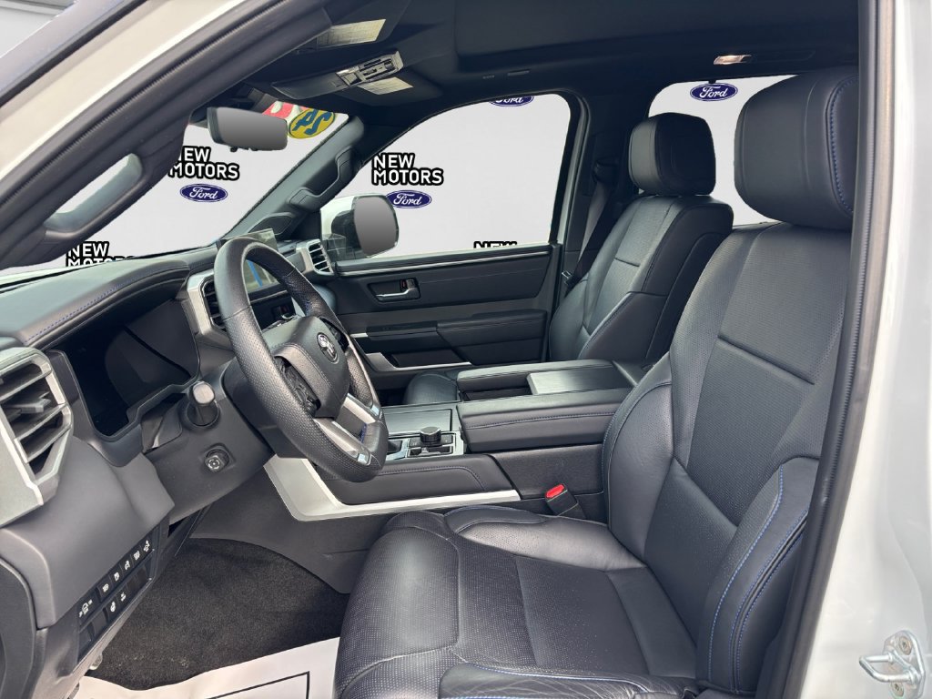 Used 2024 Toyota Sequoia Platinum w/ TRD Off-Road Package AWD/4WD image 10